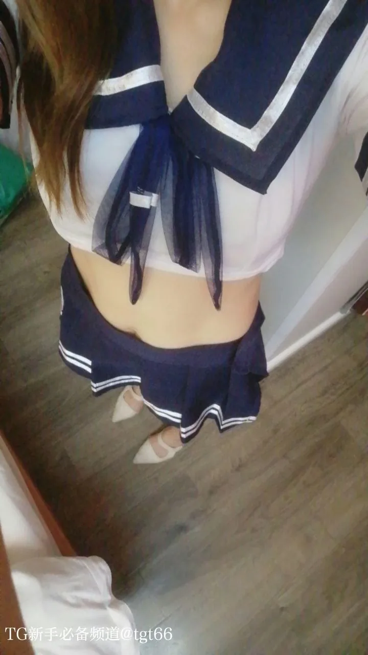 #姑苏 #青春汇 #服务控 #腿控 #少妇 #熟女 #5P 图片 4