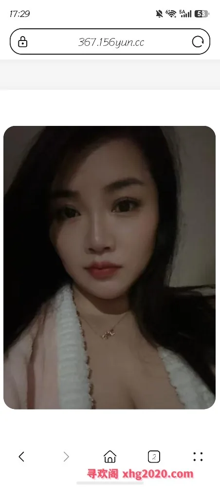 女衣服装店老板娘