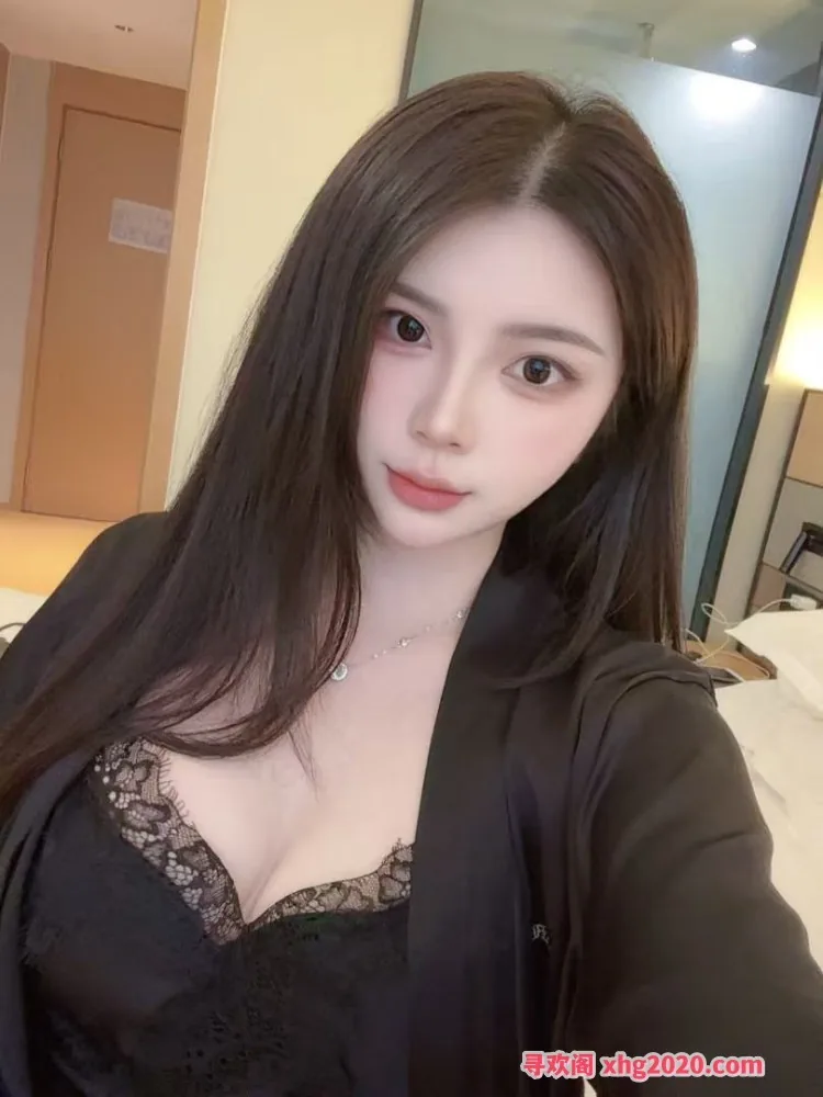 初到南京性感辣妹