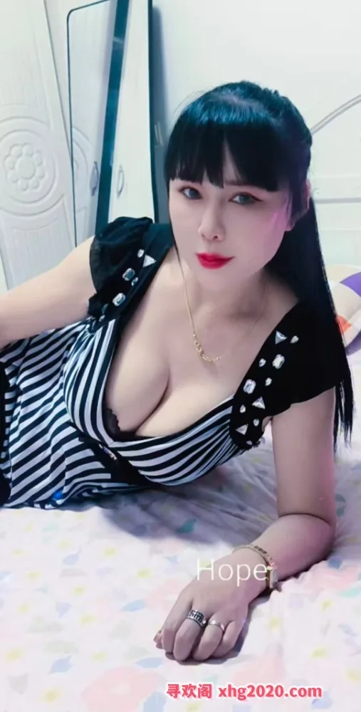 浦东服务型大奶骚妇 图片 3