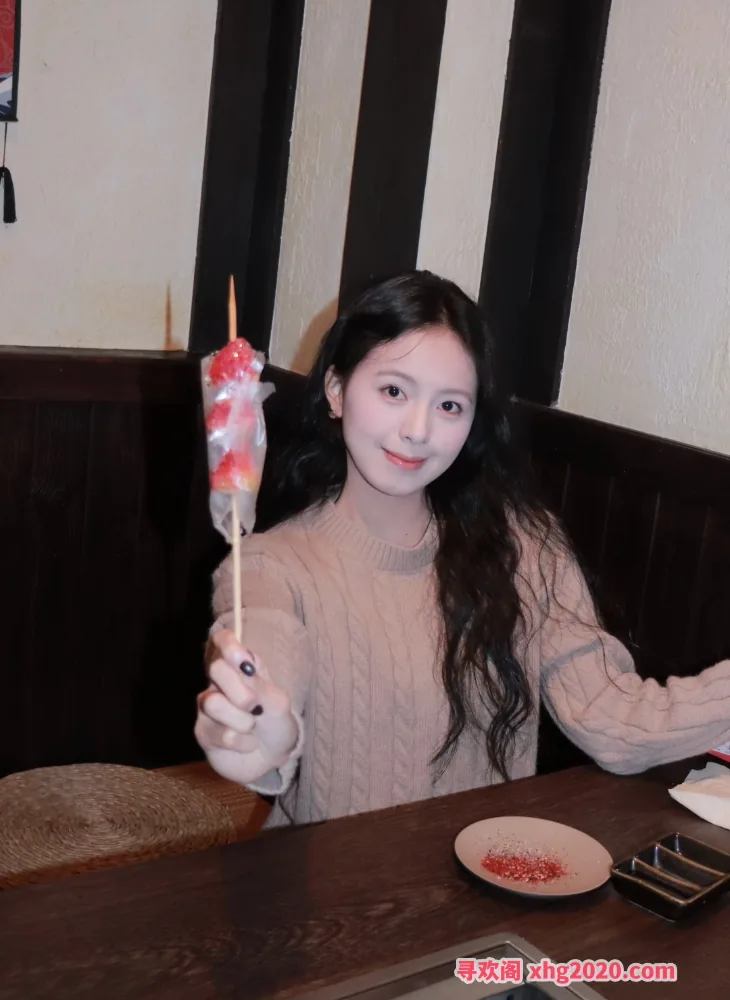 白云颜值嫩妹米拉拉 图片 2