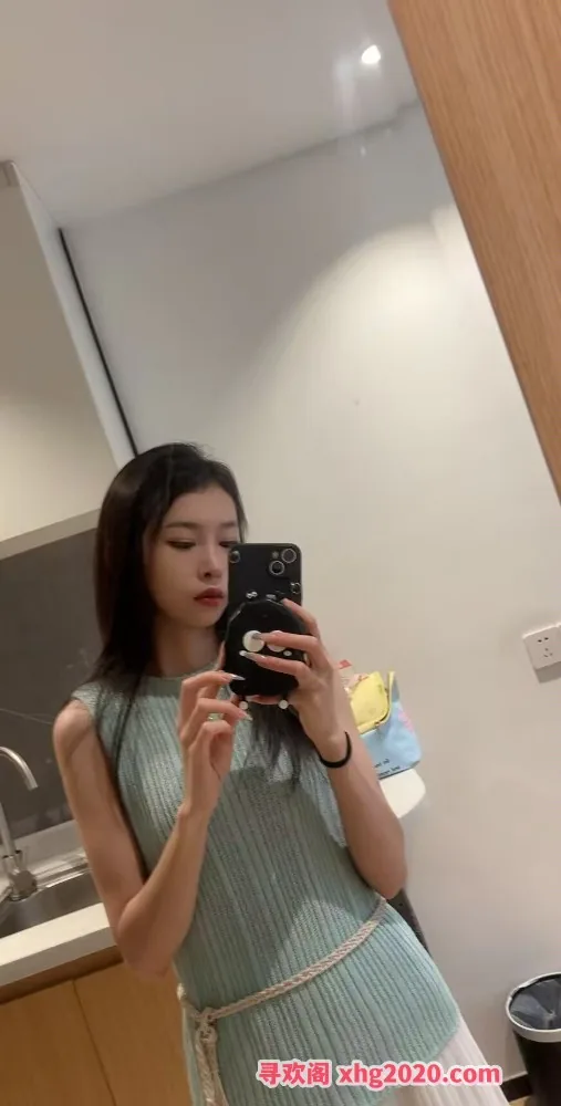 龙华颜值嫩妹小星星