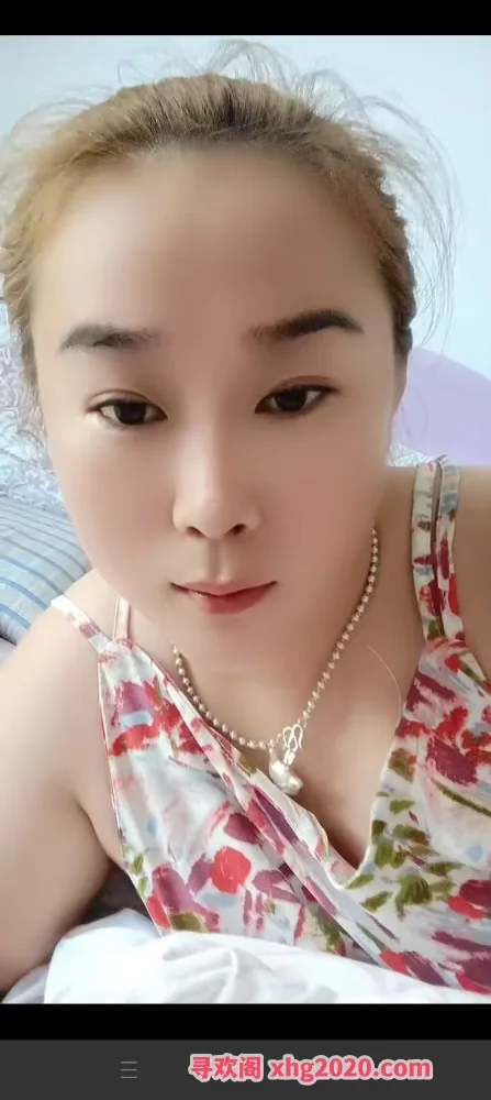 天桥区大胸小姐姐