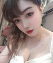 大奶欲女等待